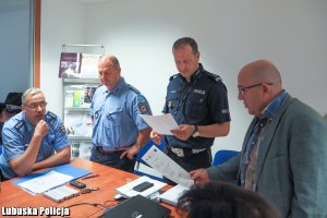 Policjanci z Polski i Niemiec podczas narady