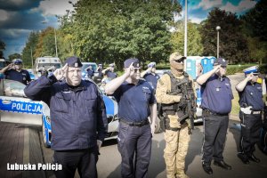 Policjanci oddali hołd Powstańcom Warszawskim.