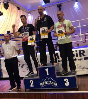 Tomasz Bagrowski na najwyższym stopniu podium