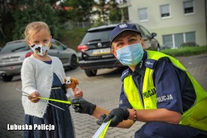 policjantka i uczennika