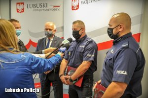 Briefing z udziałem Wojewody Lubuskiego oraz policjantów z Sulęcina