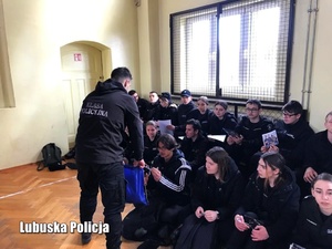 Uczniowie klasy policyjnej