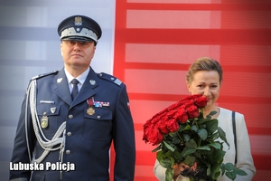 Nadinspektor Jarosław Pasterski z żoną