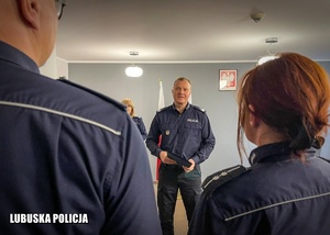 Komendant Wojewódzki Policji na spotkaniu z policjantami.