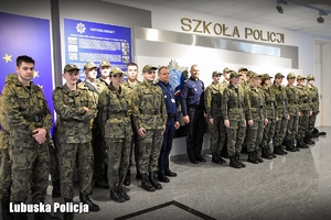 Klasa mundurowa i komendant w Szkole Policji w Pile