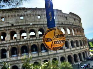 Medal na tle Colloseum