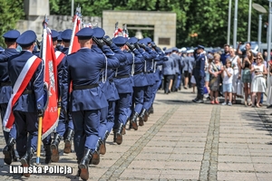 Przemarsz podczas uroczystości Święta Policji