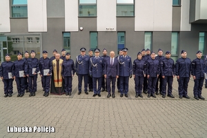 zdjęcie grupowe policjantów