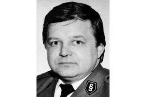 podkomisarz Andrzej Buler