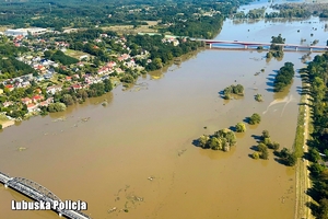 Zalane tereny widziane ze śmigłowca