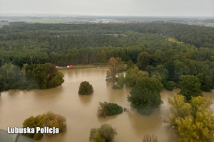 Widok na zalane tereny.