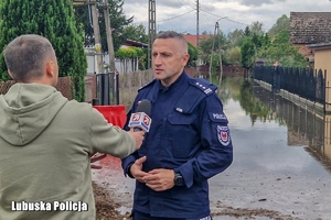 Szef lubuskich policjantów wypowiada się do telewizji