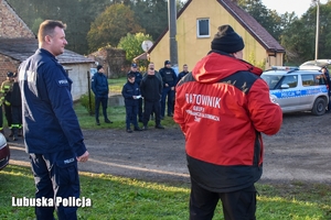 Służby w trakcie poszukiwań