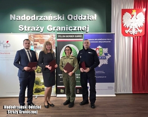 Przedstawiciele służb