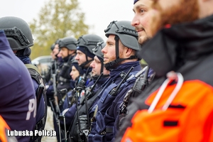 Policjanci podczas ćwiczeń