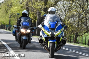 Policjanci na motocyklach