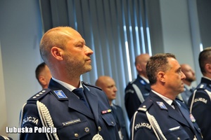 Policjanci podczas uroczystości ślubowania.