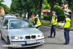 Policjanci w trackie działań