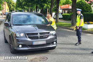 Policjanci w trackie działań