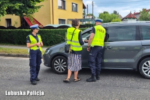 Policjanci w trackie działań
