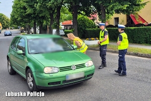 Policjanci w trackie działań