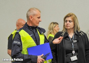 Uczestnicy podczas pokazu ćwiczeń.