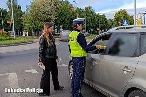 Policjanci w trakcie akcji