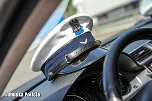 Czapka policyjna