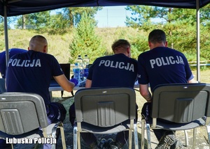 Policjanci podczas konkursu