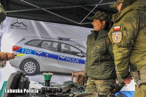 stoisko promocyjnej straży granicznej