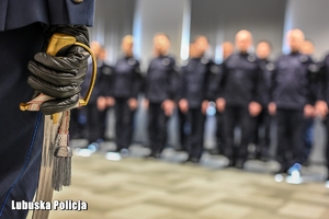 Policjanci w trakcie ślubowania