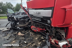 miejsce wypadku drogowego