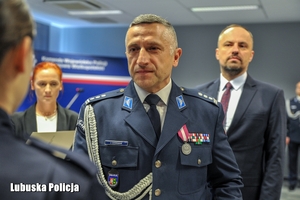 wręczenie aktu ślubowania
