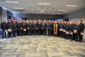 zdjęcie grupowe policjantów
