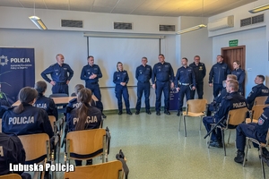 słuchacze Szkoły Policji w Pile podczas praktyk