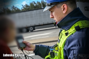 Policjant podczas służby