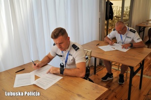 Policjant podczas testu