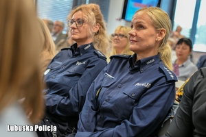 policjantki na sali
