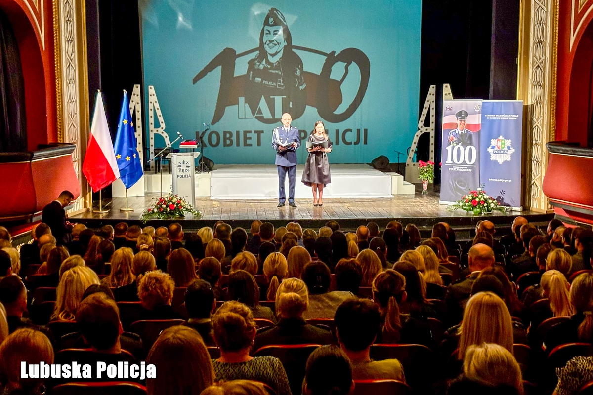 Profesjonalizm, empatia, zaangażowanie - kobiety w niebieskim mundurze od ponad 100 lat. Uroczysta gala lubuskiej Policji